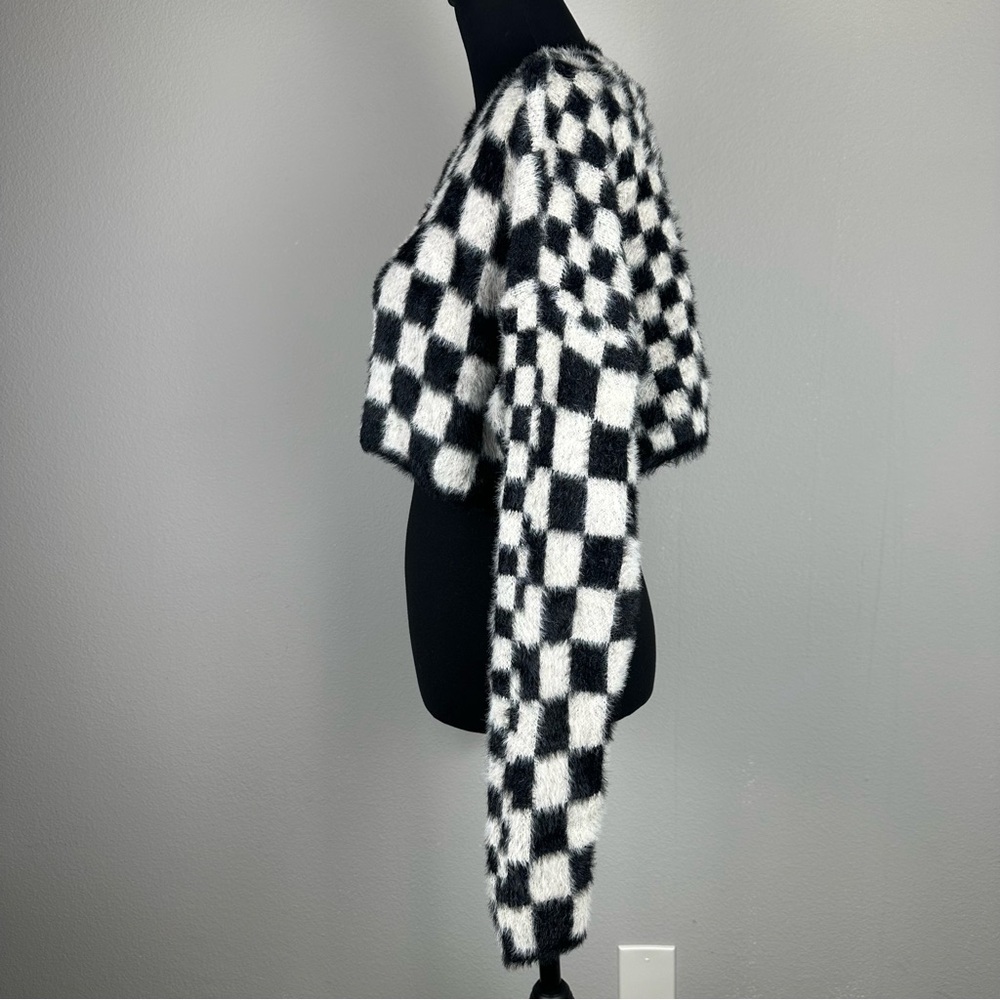 Edikted Cropped Fuzzy Black & White Checkered Sweater Womens Size XS New Jumper - Picture 4 of 8